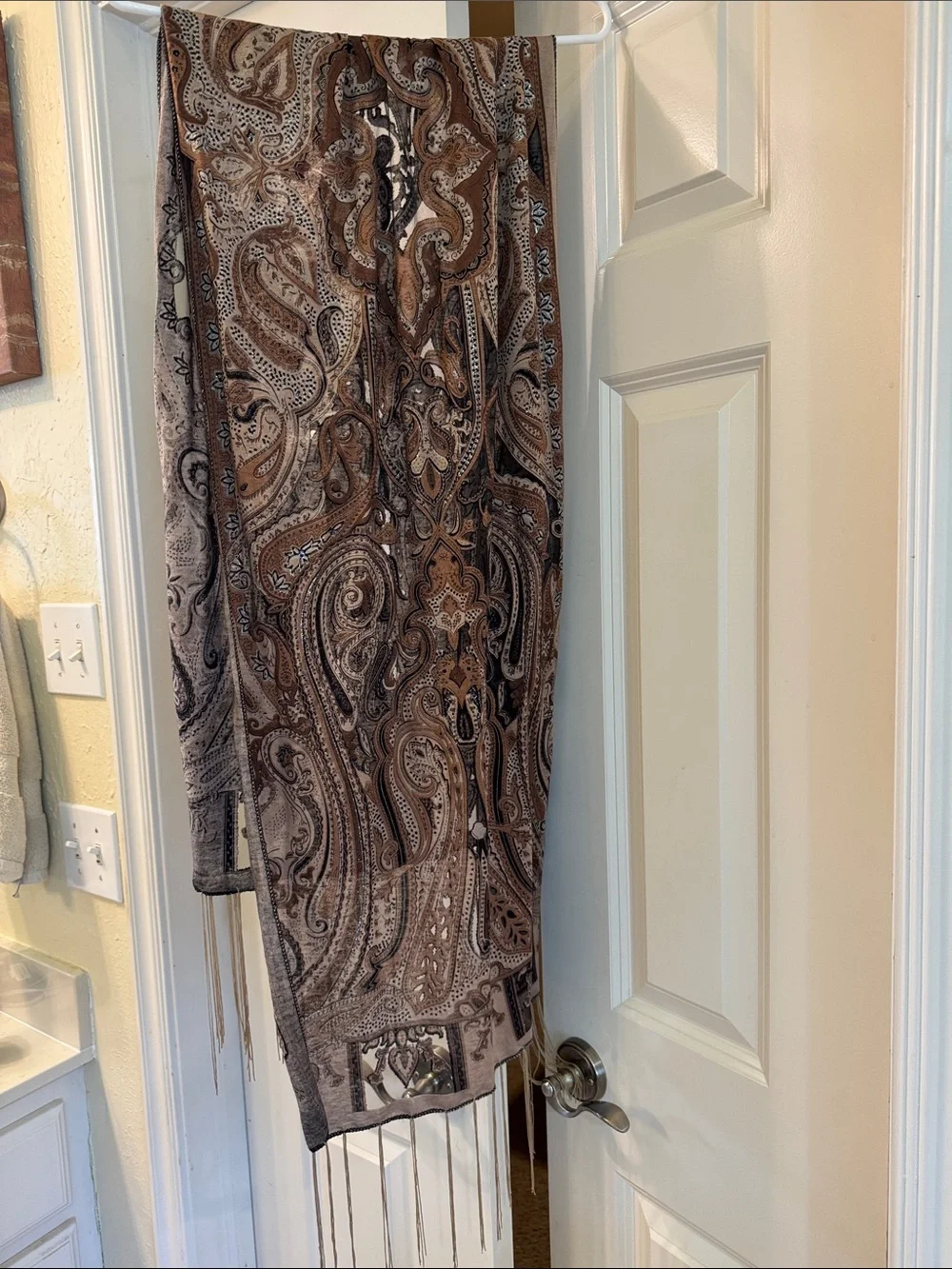 Women’s scarf